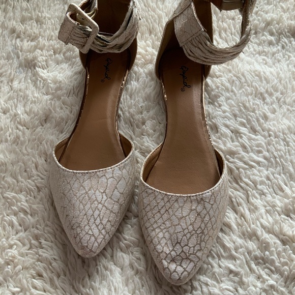 Silver toned flats w/ some gold infused! - Picture 2 of 7